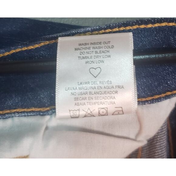 Cello Distressed Denim Shorts XL Fringe Hem Raw Edge Stretch Fit Boho Edgy - Picture 4 of 8